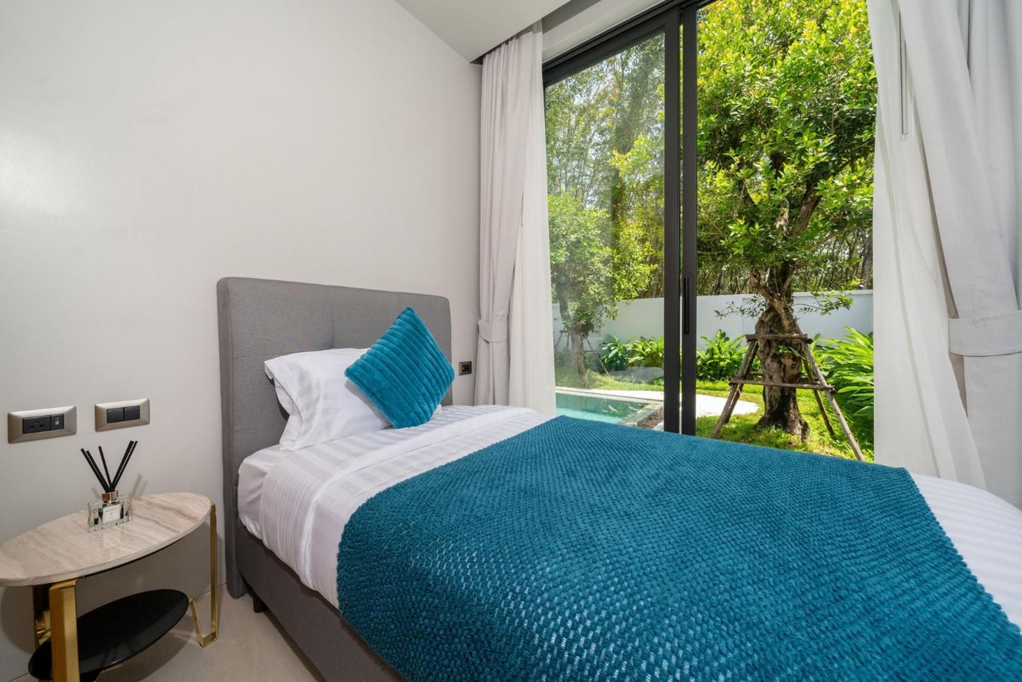 Villa Bang Tao Botanica Modern Loft 4 Bd S