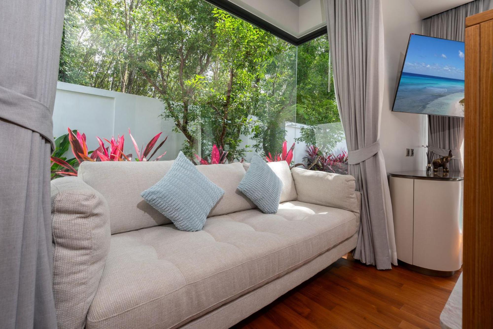 Villa Bang Tao Botanica Modern Loft 4 Bd S Phuket